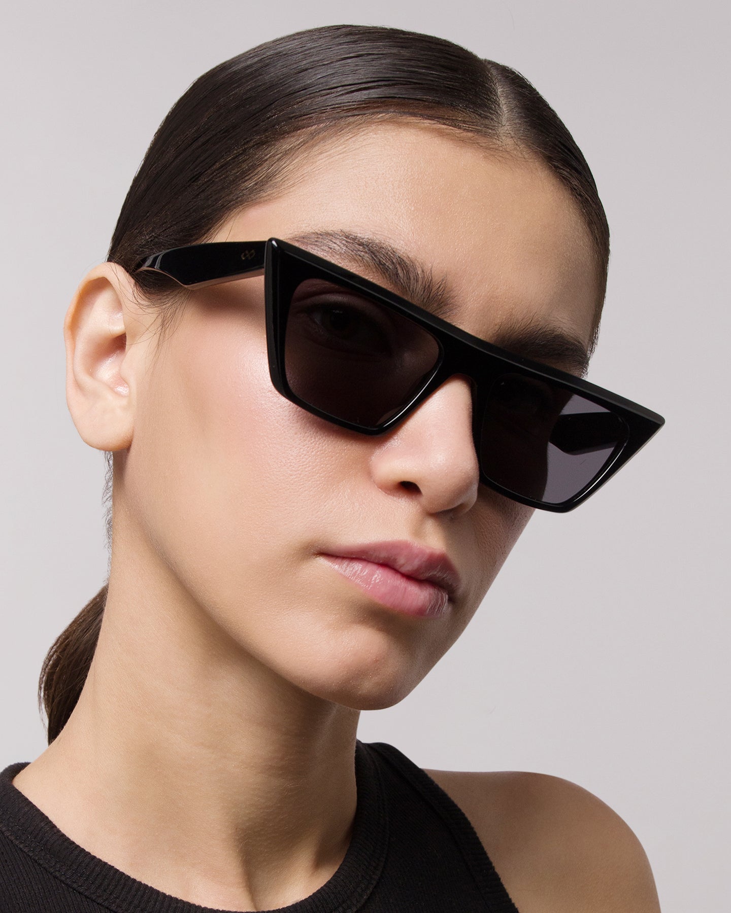 Shop Aura Sunglasses in Black Colour – Available Online in USA, UK, Canada & United Arab Emirates